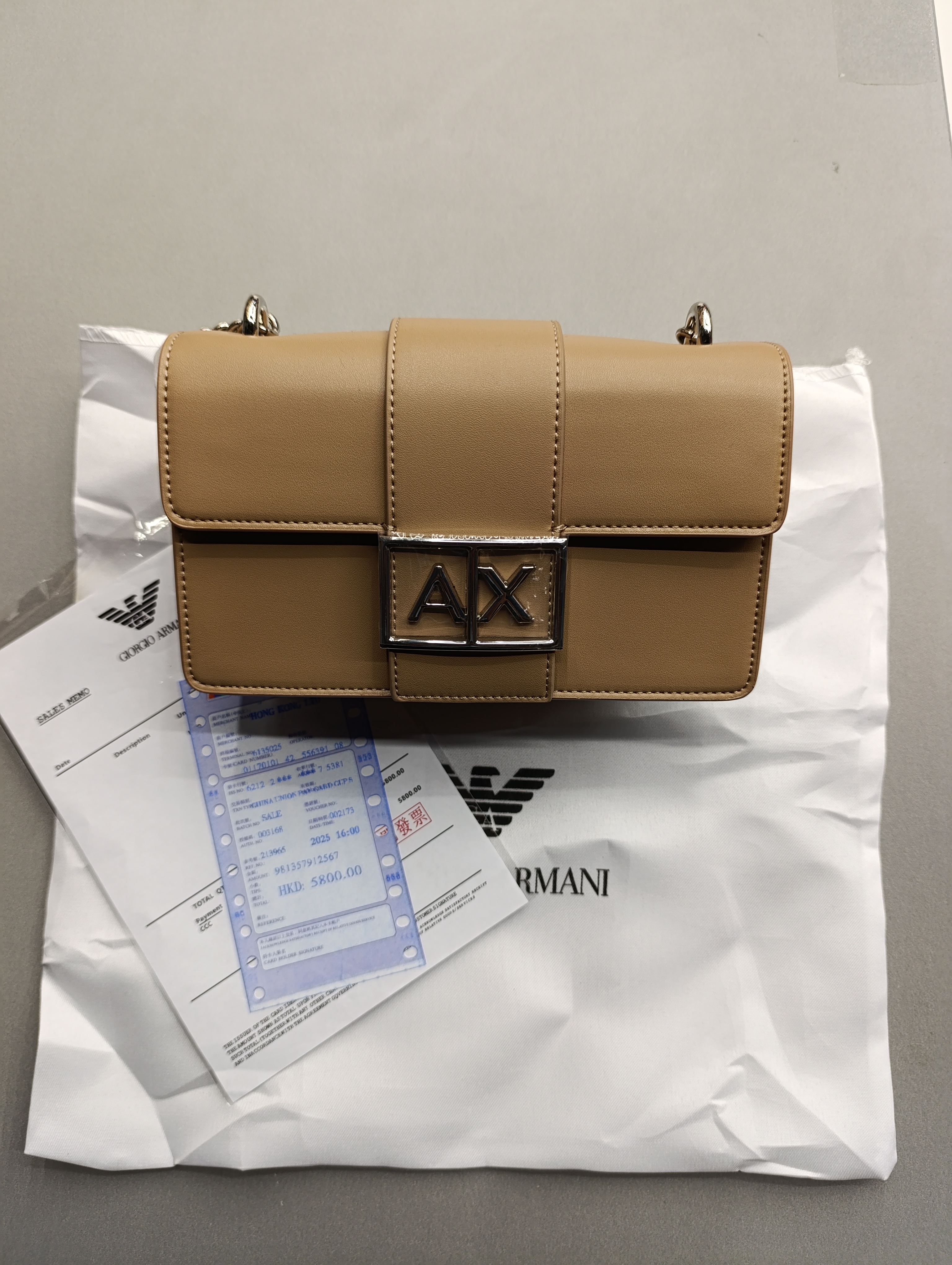 محصول برند ARMANI EXCHANGE